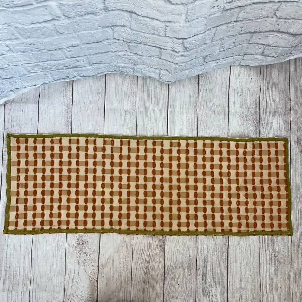 Vintage basket weave table runner 40”x14”